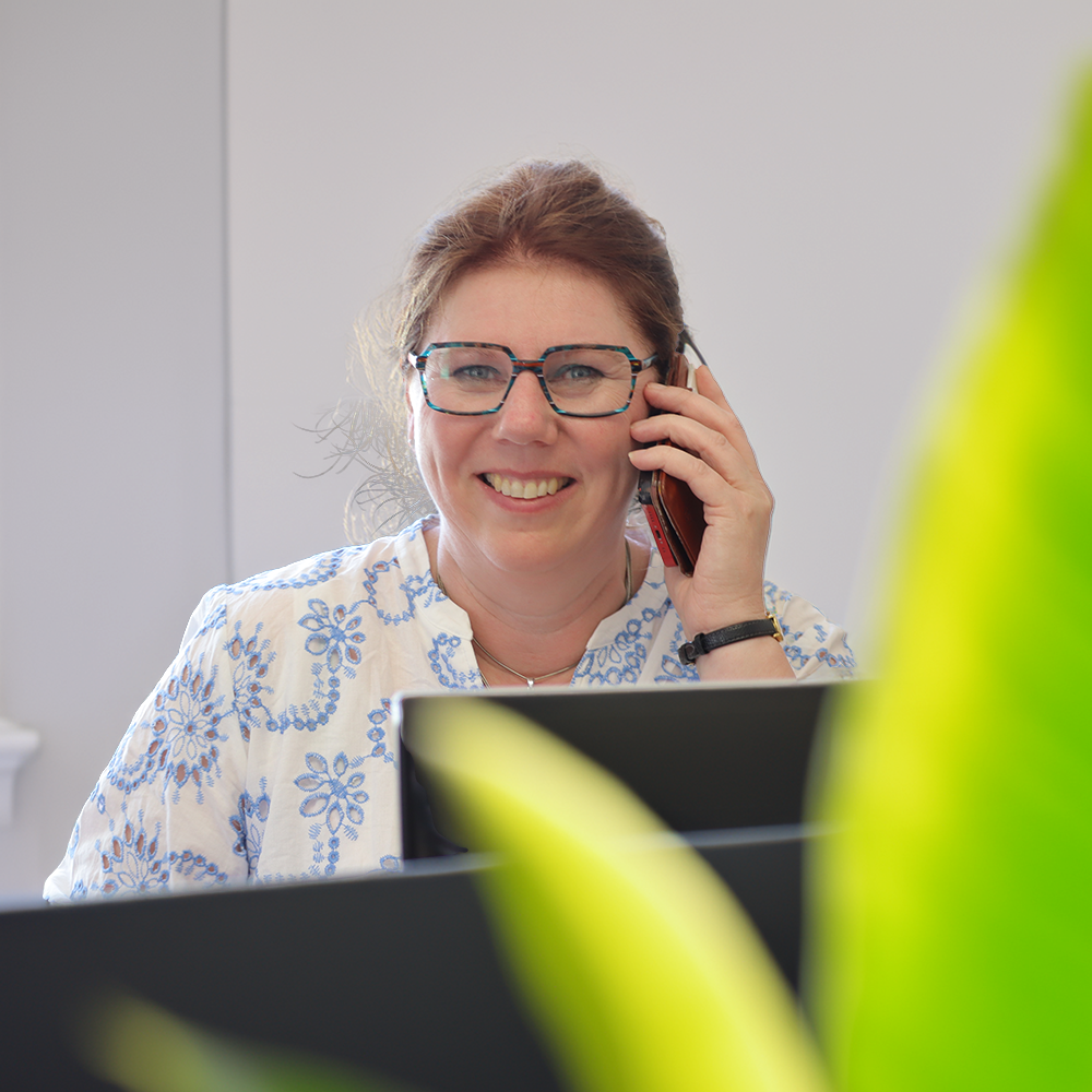 Stephanie Albrecht bei der Immobilienbesichtigung – professionelle Hausverkaufsbegleitung in Münster und Umgebung